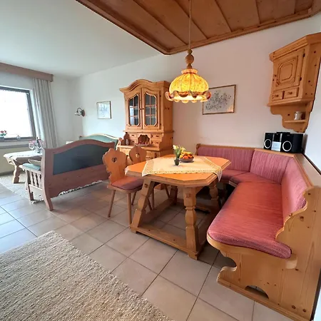 Haus Berghof Moselpanorama Daire Neumagen-Dhron